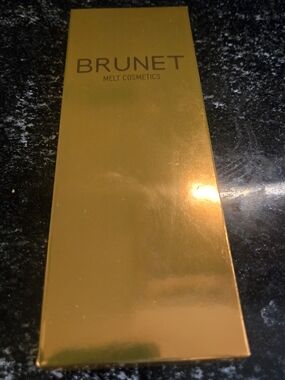 Melt Cosmetics Eyeshadow Palette — Brown And Gold Colors